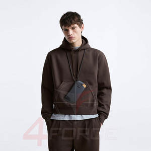 เสื้อฮู้ดดี้ทรงบ็อกซี่แบบครอปสำหรับผู้ชาย สไตล์สตรีทแฟชั่น ผ้าฝ้ายฟลีซ 400 GSM ทรงหลวม สวมใส่สบาย ความยาวสั้น ผลิตโดย OEM - Product Image 1