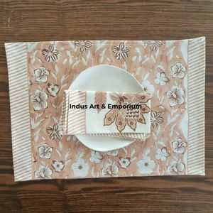 Vente en gros de sets de table en coton imprimé en bloc avec serviettes Lot de 6 sets de table avec 6 serviettes Jaipuri Tapis faits à la main avec serviette - Product Image 3