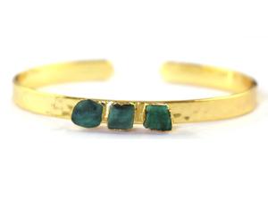 Brazalete de Esmeralda Natural en Bruto, Brazalete Chapado en Oro de 18k, Brazalete de Piedra de Nacimiento de Mayo - Product Image 4