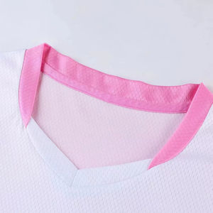 ชุดวอลเลย์บอลพรีเมียม คุณภาพดี ราคาประหยัด วัสดุคุณภาพเยี่ยม ปรับราคาได้ รับสกรีนโลโก้ - Product Image 4