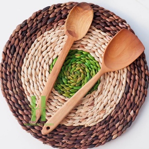 Assiette de chargeur ronde en rotin du Vietnam Assiette de chargeur en osier Boho Napperon en rotin personnalisé avec variété de couleurs de HNH Craft - Product Image 6