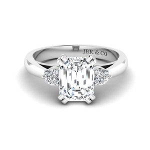 Élégant diamant taille émeraude plaqué or 925 argent trois pierres bague de fiançailles pour les femmes bijoux fins au meilleur prix - Product Image 1