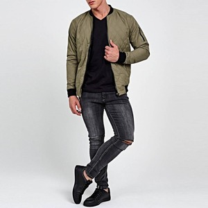 Chaqueta de bombardero transpirable para hombre con etiqueta privada Chaqueta de bombardero para uso en exteriores Chaqueta de bombardero cómoda - Product Image 2