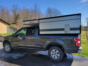 2026 Camper de camioneta deslizante de aluminio ligero con remolque de viaje emergente de techo rígido para Europa a la venta - Product Image 4