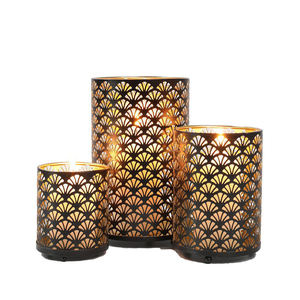 Bougeoir en métal de nouvelle arrivée Décoration d'éclairage votif fini or Décoration d'intérieur de qualité supérieure avec bouteille en verre - Product Image 3