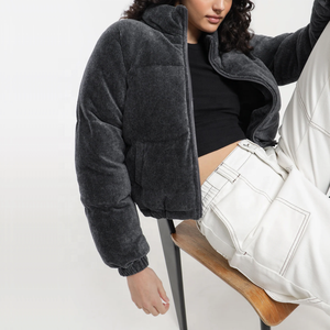 Vestes en duvet matelassées à logo personnalisé Vente en gros Veste bulle zippée à la mode Nouveau design Veste bouffante en velours côtelé pour femmes - Product Image 1