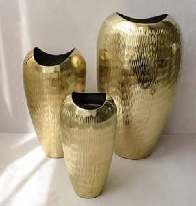 Vases décoratifs pour la maison Centre de table Pot de fleurs Chambre à coucher Coins latéraux Décoration de mariage (Ensemble de 3) - Product Image 2