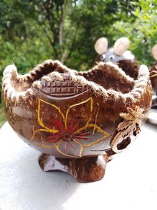 Diseños de animales hechos a mano en artesanía de resina ecológica Artículos decorativos de cáscara de coco y regalos para uso doméstico - Product Image 5