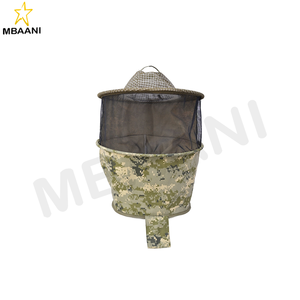 Veste d'abeille à trois couches de couleur verte avec voile rond fabriqué au Pakistan par MBBANI Leather Industry. - Product Image 4