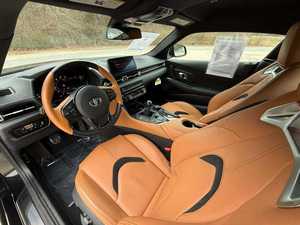 ไบรท์แบล็ค 2024 3.0 พรีเมียม ขับเคลื่อนล้อหลัง บลูทูธ เบาะหนัง สตาร์ทเครื่องยนต์ด้วยรีโมท พวงมาลัยแบบแมนนวล คูเป้ เทอร์โบ ขับเคลื่อนล้อหลัง - Product Image 3