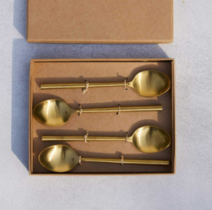 Ensemble de cuillères de qualité supérieure de 4 élégantes cuillères à polir en laiton pour le service à manger à usage quotidien et conception durable et durable - Product Image 4