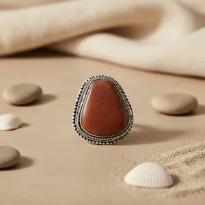 Bague en jaspe rouge argentée de style vintage pour femmes, bijoux fantaisie avec pierres précieuses, motifs cœur, main et œil, taille unique, en alliage de cuivre - Product Image 3