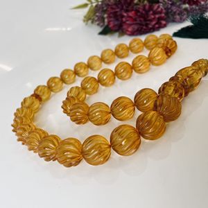 ลูกประคำอำพันบอลติกสีเหลืองอ่อน แกะสลักด้วยมือจากอำพันธรรมชาติ เม็ดกลม - Product Image 4
