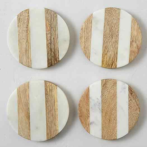 Posavasos navideños de epoxi de madera hechos a mano 2024, diseño único, aspecto de mármol con borde chapado en oro, alfombrillas de resina sin complicaciones - Product Image 1