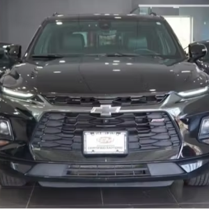 Clean C h e v r o l e t Blazer RS FWD voiture de vente aux enchères avec moteur V6 3.6L à essence - Product Image 1