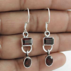 ต่างหูโกเมนสีแดงธรรมชาติสำหรับผู้หญิงเครื่องประดับทำด้วยมือดีไซน์ทันสมัย925เงินสเตอร์ลิง - Product Image 4