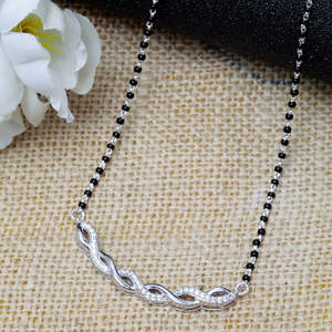 Mangalsutra Artesanal de Plata Pura, Obsequio Cultural Coleccionable para su Esposa - Product Image 2