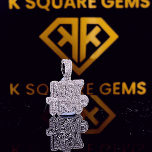 Radiant Sparkling pendentif unisexe hip hop taille ronde en or blanc avec diamant moissanite avec clarté VVS améliorée et certifié GRA - Product Image 3