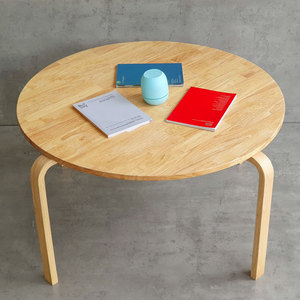 Table Ronde Moderne pour Enfants 80cm Ergonomique en Bois d'Hévéa Multicolore pour École, Cuisine, Extérieur et Chambre - Product Image 2
