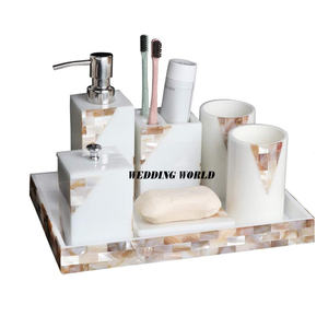 Juego de baño de lujo Forma y tamaño personalizados Soporte de baño de lujo Diseñador más vendido Nuevo juego de baño - Product Image 2