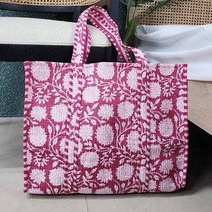 Sacs fourre-tout en coton imprimés personnalisés Sacs à provisions matelassés de haute qualité, Sacs à main en tissu doux, OEM en vrac disponible - Product Image 1