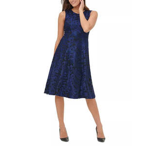 Abito blu Tommy Hilfiger da donna, taglia 10, modello svasato ricamato a trapezio con vita naturale - Product Image 1