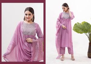 Diseñador de lujo de moda vestido hermoso Color Vertical seda Kurti pantalón y Dupatta con bordado de secuencia pesada Trabajo Mujer moda - Product Image 6