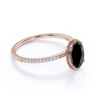 Bague d'anniversaire élégante et simple en argent et or avec diamant de laboratoire de forme ovale, sertie de griffes, pour femme - RCK Global - Product Image 2