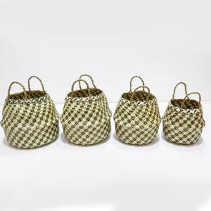 High Quality Single round Palm Leaf Basket Handwoven in Vietnam for Home <b>Decor</b> and Food Packing <b>Storage</b> <b>Boxes</b> & Bins - Product Image 3