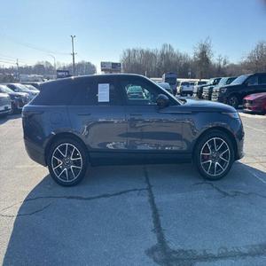 Range Rover Velar P250 Dynamic SE 2024 IMPECABLE - Product Image 2