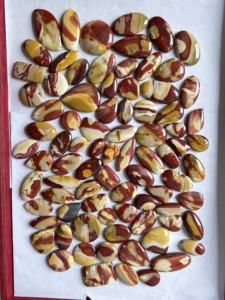 Piedra preciosa suelta de forma mixta de cabujón de jaspe Mookite Natural de alta calidad para la fabricación de joyas - Product Image 4