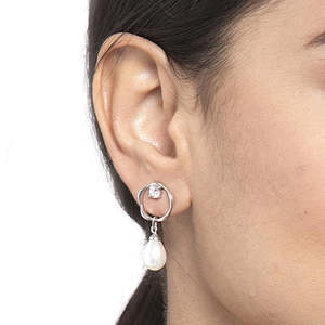 Boucles d'oreilles CLARA en argent sterling 925 avec perles Sara, plaquées rhodium, avec zircone suisse, fermoir à vis, cadeau pour femmes et filles - Product Image 5