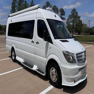 Magnifique Mercedes-Benz Sprinter 3500 Weekender 170 de 2015, conversion en camping-car, Turbodiesel V6, transmission automatique - Product Image 1