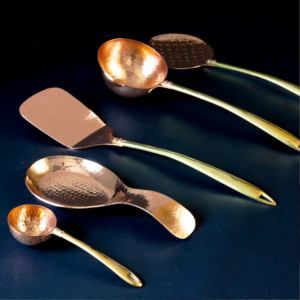 Cuchara de cobre para servir Soporte de cocina de metal hecho en India para espátulas Cucharas Pinzas Más - Product Image 4