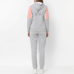 Survêtement pour femmes uni blanc femmes survêtement ensemble Offre Spéciale épais polaire en gros femmes vêtements pantalons de survêtement à capuche survêtement ensembles - Product Image 3