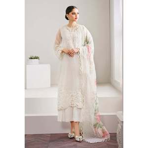 Ensemble de costume en organza brodé pour femmes UF-526 - Product Image 1