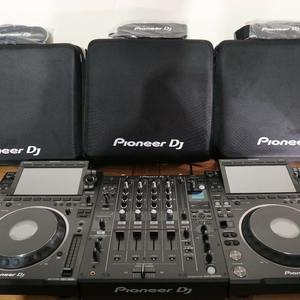 Nuevo Paquete de Consola de Audio y Mezclador de DJ CDJ-3000 y DJM-900NXS2 Negro, Consola de Música y Controlador de DJ - Product Image 1