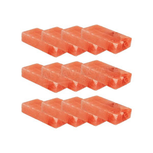 Venta al por mayor de ladrillos de sal del Himalaya, roca Natural tallada con soporte de hierro para decoración del hogar, artesanía de estilo de amor áspero - Product Image 1