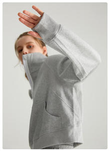 Sudadera con capucha corta de cuello alto con estilo personalizado de alta calidad para mujer, sudadera recortada con cremallera, sudaderas con capucha con logotipo personalizado, sudadera con cremallera informal - Product Image 3