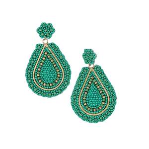 Pendientes vibrantes hechos a mano con cuentas y costuras - Product Image 3