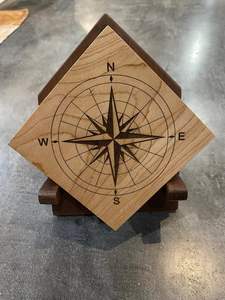 Juego de Posavasos de Metal con Brújula Grabada, Diseño Redondo con Temática Náutica para Bares, Hogares y Oficinas, Venta al por Mayor - Product Image 2