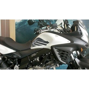 Autocollants de protection latérale de réservoir 3D Labelbike 2 pour moto Suzuki V-STROM DL fabriquée en Italie - Product Image 2