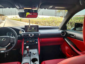 Sedan F SPORT AWD 2023 d'occasion, économique, cuir, 4.5L, automatique, toit ouvrant panoramique, feux diurnes LED haute puissance - Product Image 4