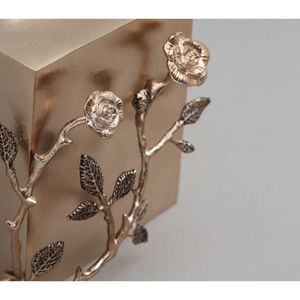 Fantaisie Maison Table Top Tissu Boîte Décorative À La Main Martelé Or Boîte À Mouchoirs En Métal Avec Floral Design Porte-Serviettes pour Top Vente - Product Image 4