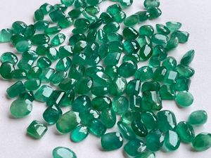 Lote de Esmeraldas Naturales de Zambia al por Mayor |   Piedras de Joyería Sueltas de Color Verde Esmeralda - Product Image 4