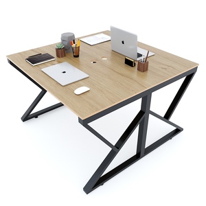 Mesa de Estilo Moderno y Minimalista para 2 Personas, 120x120cm, Madera Contrachapada con Patas de Hierro - Product Image 1