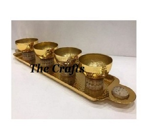 Bols à Dessert Martelés en Acier Inoxydable Poli Or avec Plateau Bols de Service au Chocolat de Qualité Supérieure - Product Image 1