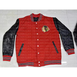 Chaqueta universitaria de lana roja con mangas de cuero negro/Chaqueta universitaria de lana negra Lisa personalizada/Chaqueta universitaria Letterman Manga de cuero - Product Image 1