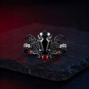 Ensemble de bagues de mariée Jeulia Until Death Black Coffin Cut Bat Wing - Product Image 1