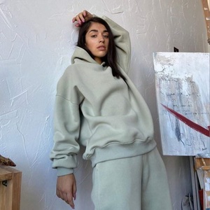 Nouvel arrivage de vêtements de rue de haute qualité pull surdimensionné à épaules tombantes pantalon de jogging avec pantalon de survêtement ensembles de sweat à capuche vierge pour femmes - Product Image 5